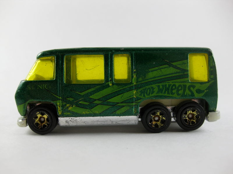 Illustration for article titled Hi, my name is Mr Albee and I'm a diecast addict.